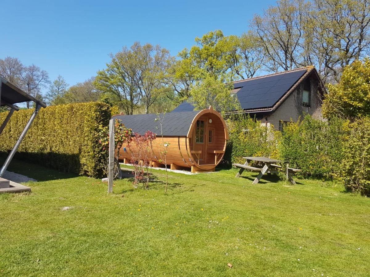 Barrel In Oostvoorne Hotel Exterior photo